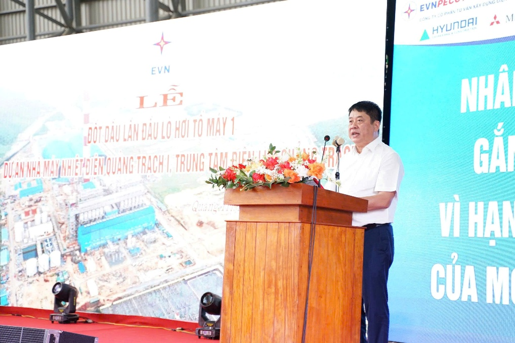EVN thực hiện thành công đốt dầu lần đầu lò hơi tổ máy 1 Dự án Nhà máy Nhiệt điện Quảng Trạch I