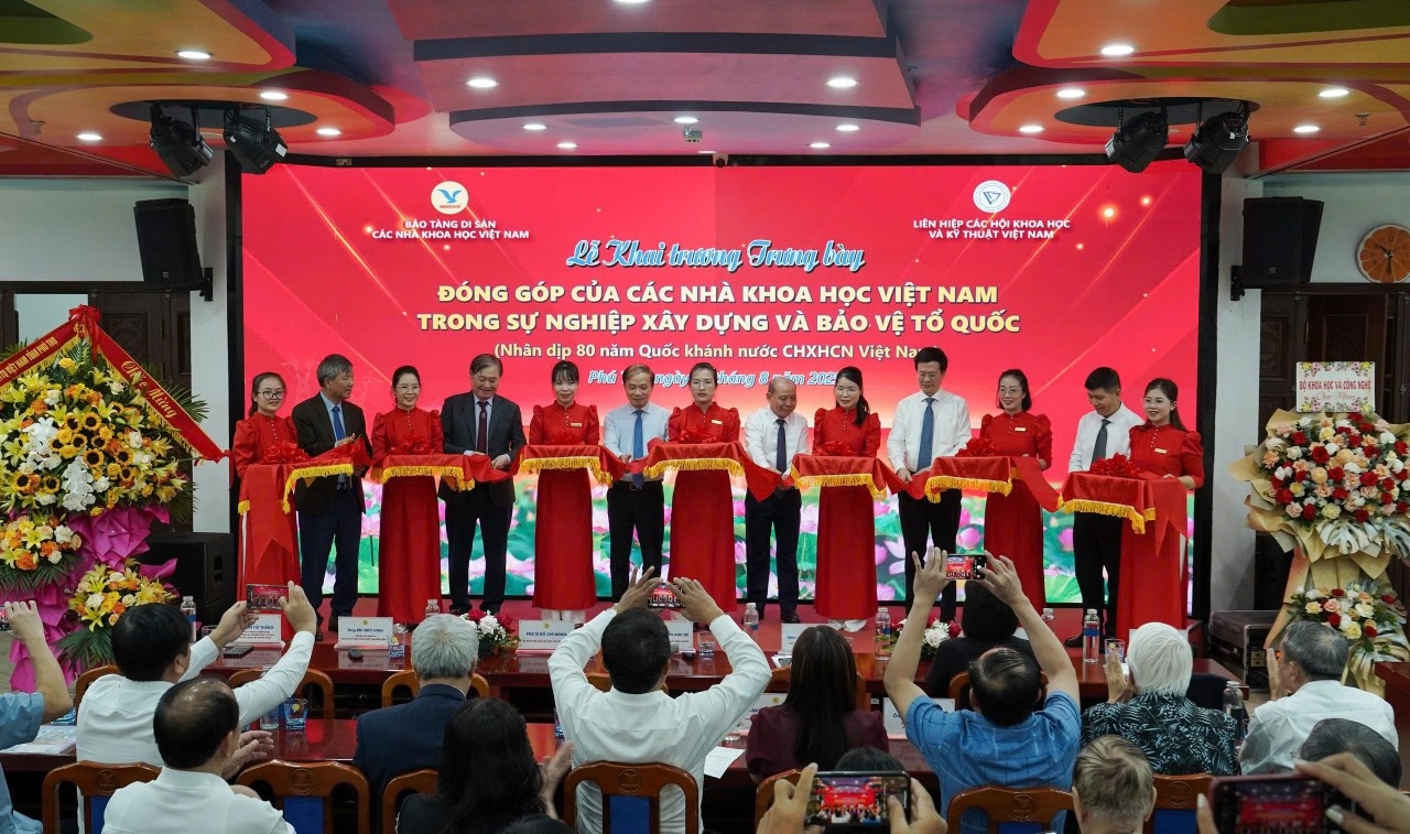 Tôn vinh những đóng góp to lớn của giới trí thức Việt Nam qua 80 năm xây dựng và bảo vệ Tổ quốc