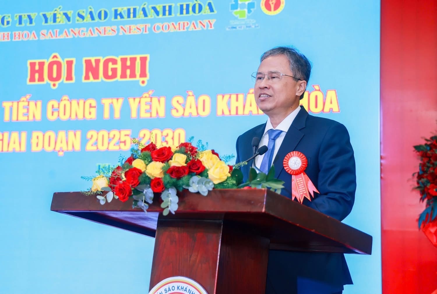 Ông Trần Hoà Nam – Phó Chủ tịch UBND tỉnh Khánh Hoà phát biểu tại hội nghị. Ông Trần Hoà Nam – Phó Chủ tịch UBND tỉnh Khánh Hoà phát biểu tại hội nghị.