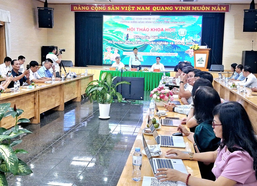 Hội thảo khoa học “Nông dân Việt Nam - từ truyền thống đến chuyên nghiệp và thông minh”