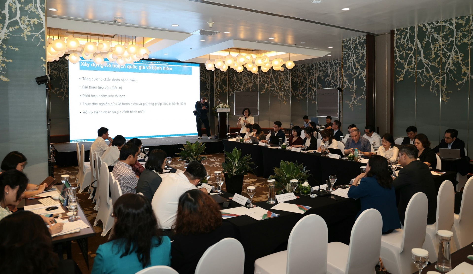 Toàn cảnh tọa đàm - Ảnh: VGP