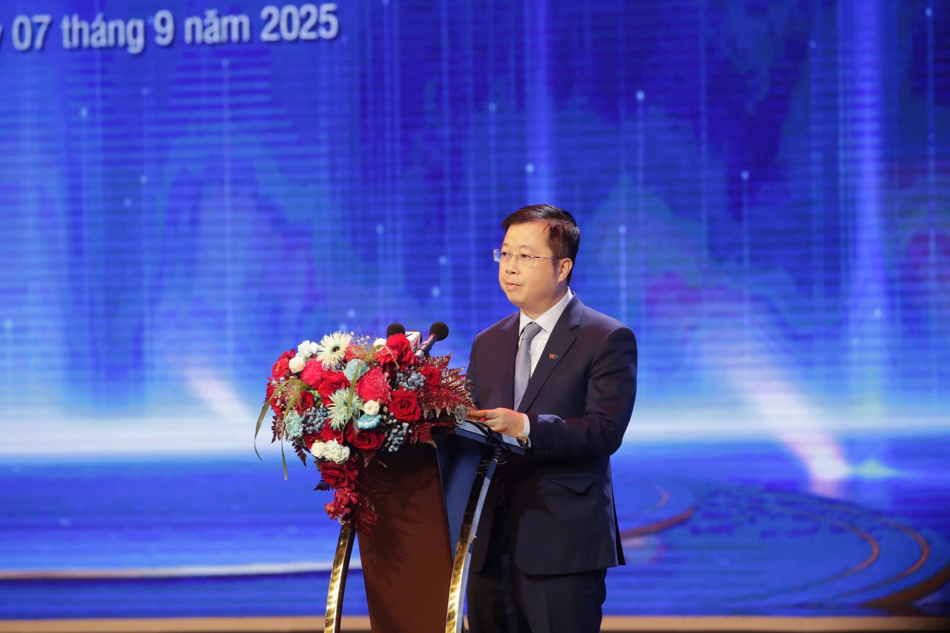   Tổng Giám đốc VTV Nguyễn Thanh Lâm bày tỏ lòng biết ơn sự quan tâm của Đảng, Nhà nước và nhân dân, trân trọng tri ân những thế hệ đi trước