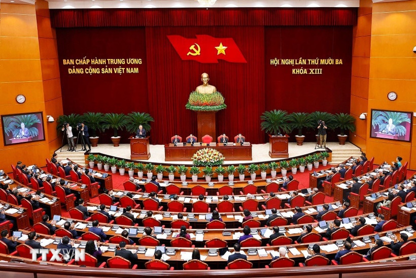 Phiên khai mạc Hội nghị lần thứ mười ba, Ban Chấp hành Trung ương Đảng khóa XIII. (Ảnh: TTXVN) Phiên khai mạc Hội nghị lần thứ mười ba, Ban Chấp hành Trung ương Đảng khóa XIII. (Ảnh: TTXVN)