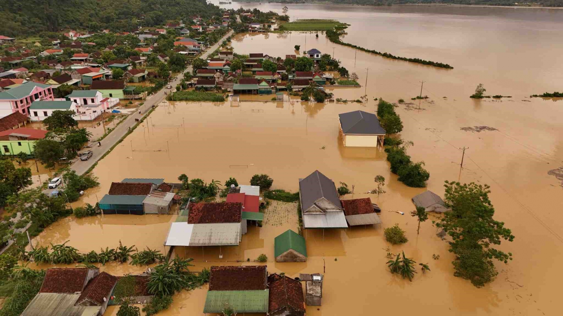  Tân Kỳ, ngập lụt trên diện rộng