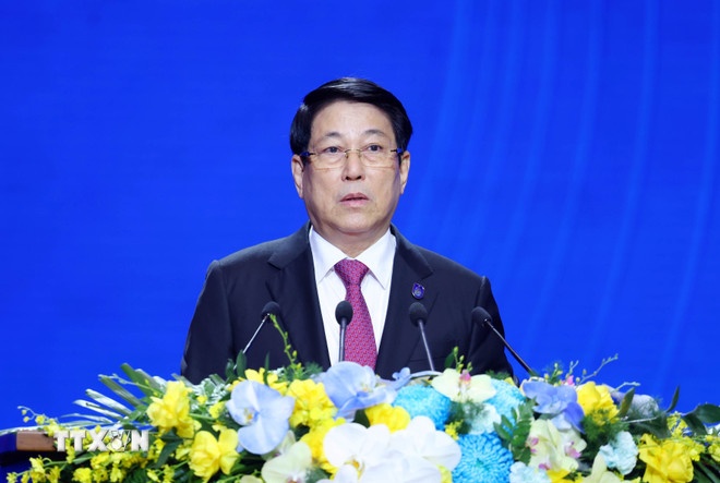   Chủ tịch nước Lương Cường phát biểu khai mạc Lễ mở ký và Hội nghị cấp cao Công ước của Liên hợp quốc về chống tội phạm mạng. (Ảnh: TTXVN)