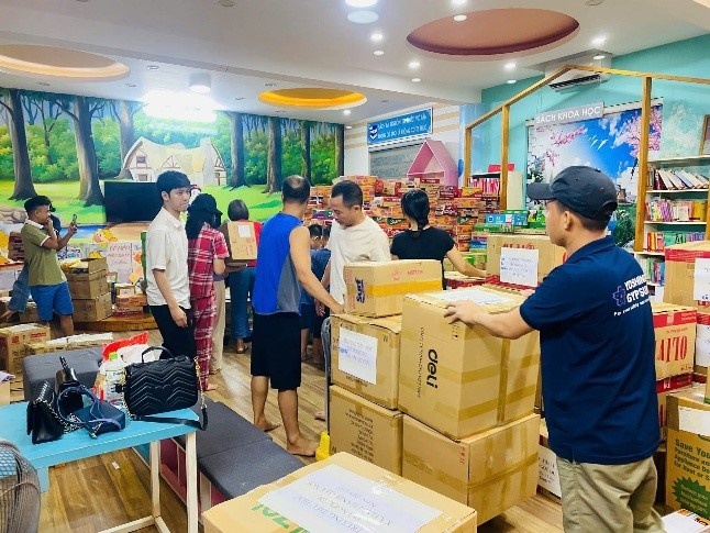 Chung tay lan tỏa yêu thương – Hướng về đồng bào vùng lũ