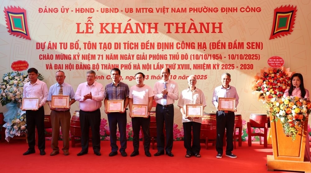 dinh-cong-khanh-thanh-den-dam-sen-sau-tu-bo-ton-tao_3.jpg