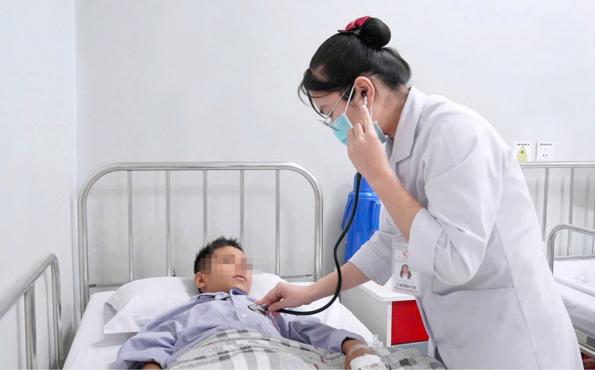 Cứu sống bé trai 9 tuổi xuất huyết não, động kinh do u máu thể hang hiếm gặp