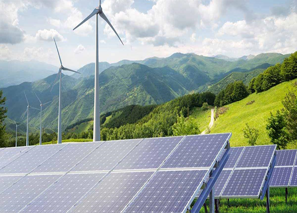    Năng lượng tái tạo đang trở thành xu hướng quan trọng trong chiến lược giảm phát thải CO2