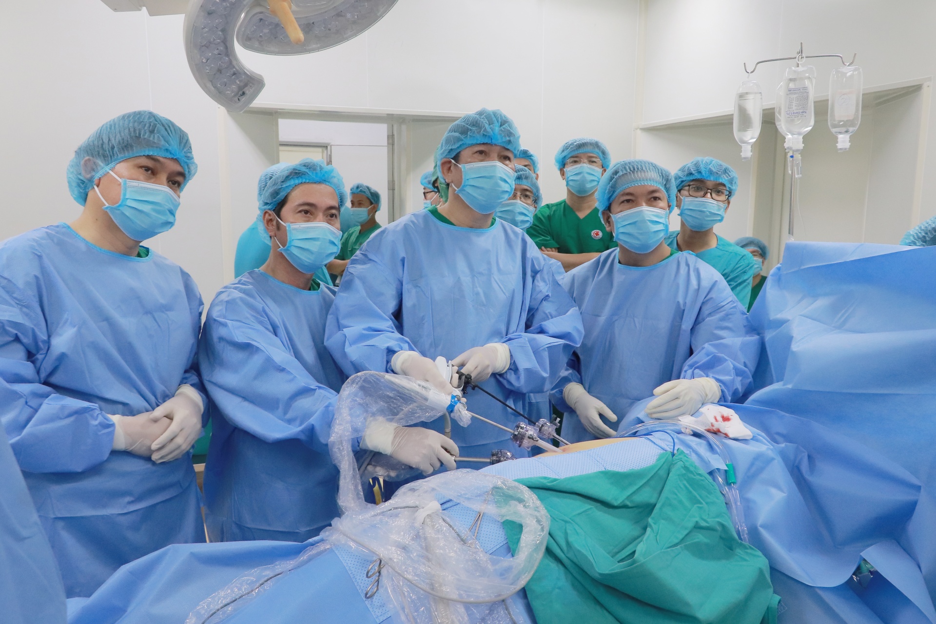 Cần Thơ: Lần đầu tiên ghép thận thành công từ người hiến sống