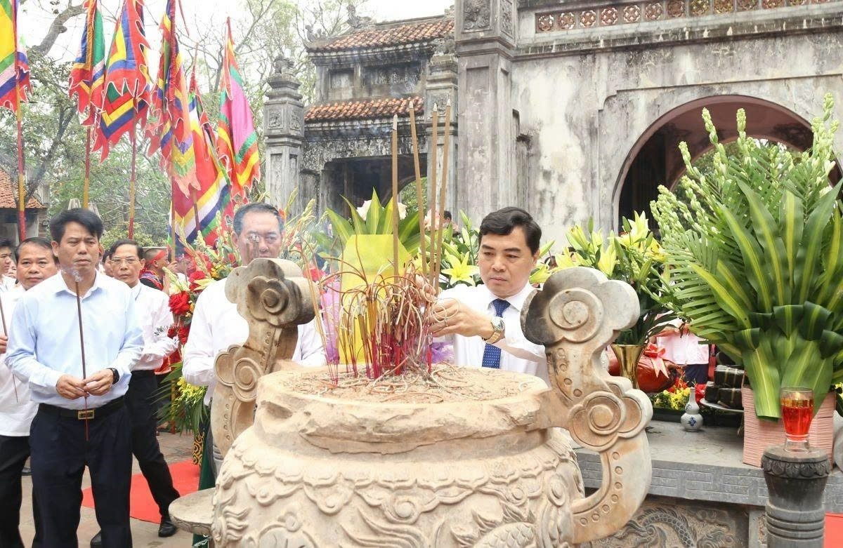 Lễ hội Đền Bà Triệu năm 2026: Tôn vinh Anh hùng dân tộc, lan tỏa giá trị văn hóa xứ Thanh Lễ hội Đền Bà Triệu năm 2026: Tôn vinh Anh hùng dân tộc, lan tỏa giá trị văn hóa xứ Thanh