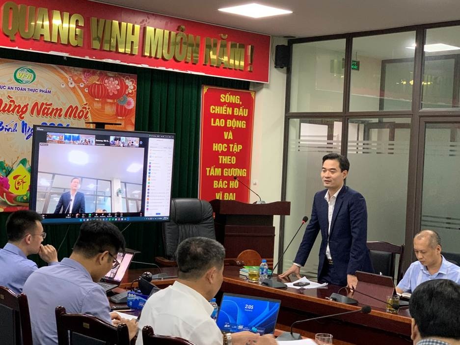 TS.Dược sĩ Chu Quốc Thịnh Quyền Cục trưởng Cục An toàn thực phẩm tại buổi tập huấn liên quan đến thẩm định GMP ngày 23/03/2026. TS.Dược sĩ Chu Quốc Thịnh Quyền Cục trưởng Cục An toàn thực phẩm tại buổi tập huấn liên quan đến thẩm định GMP ngày 23/03/2026.