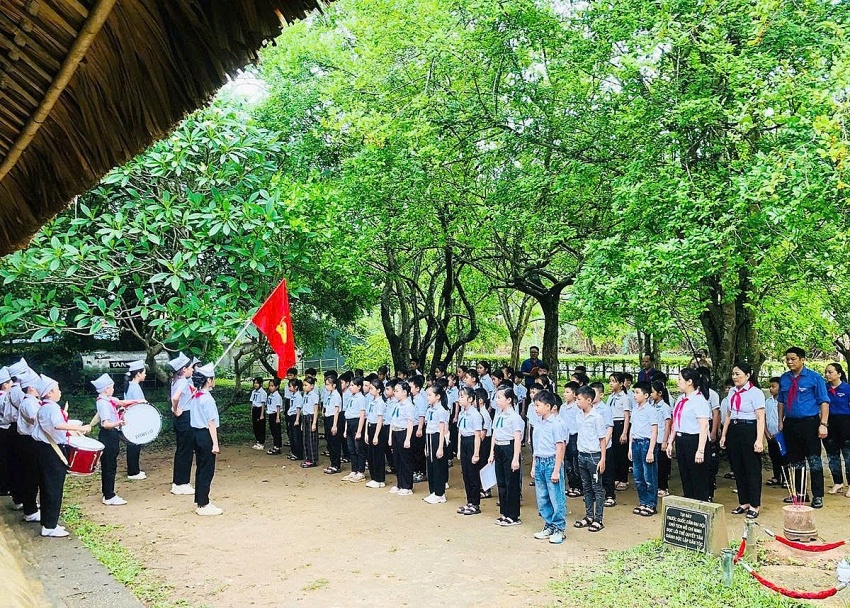 Tháng Năm về Tân Trào nhớ Bác