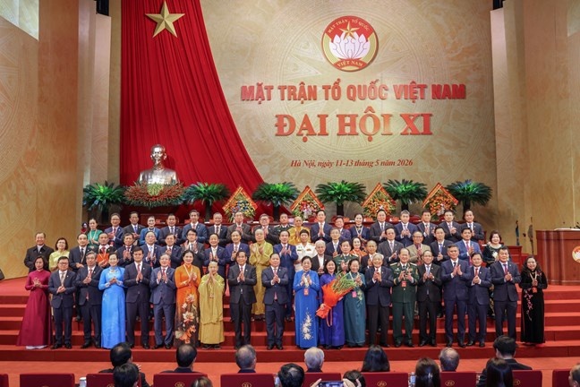 Đoàn Chủ tịch Ủy ban Trung ương MTTQ Việt Nam khóa XI, nhiệm kỳ 2026 -2031 ra mắt Đại hội - Ảnh: VGP/Toàn Thắng Đoàn Chủ tịch Ủy ban Trung ương MTTQ Việt Nam khóa XI, nhiệm kỳ 2026 -2031 ra mắt Đại hội - Ảnh: VGP/Toàn Thắng