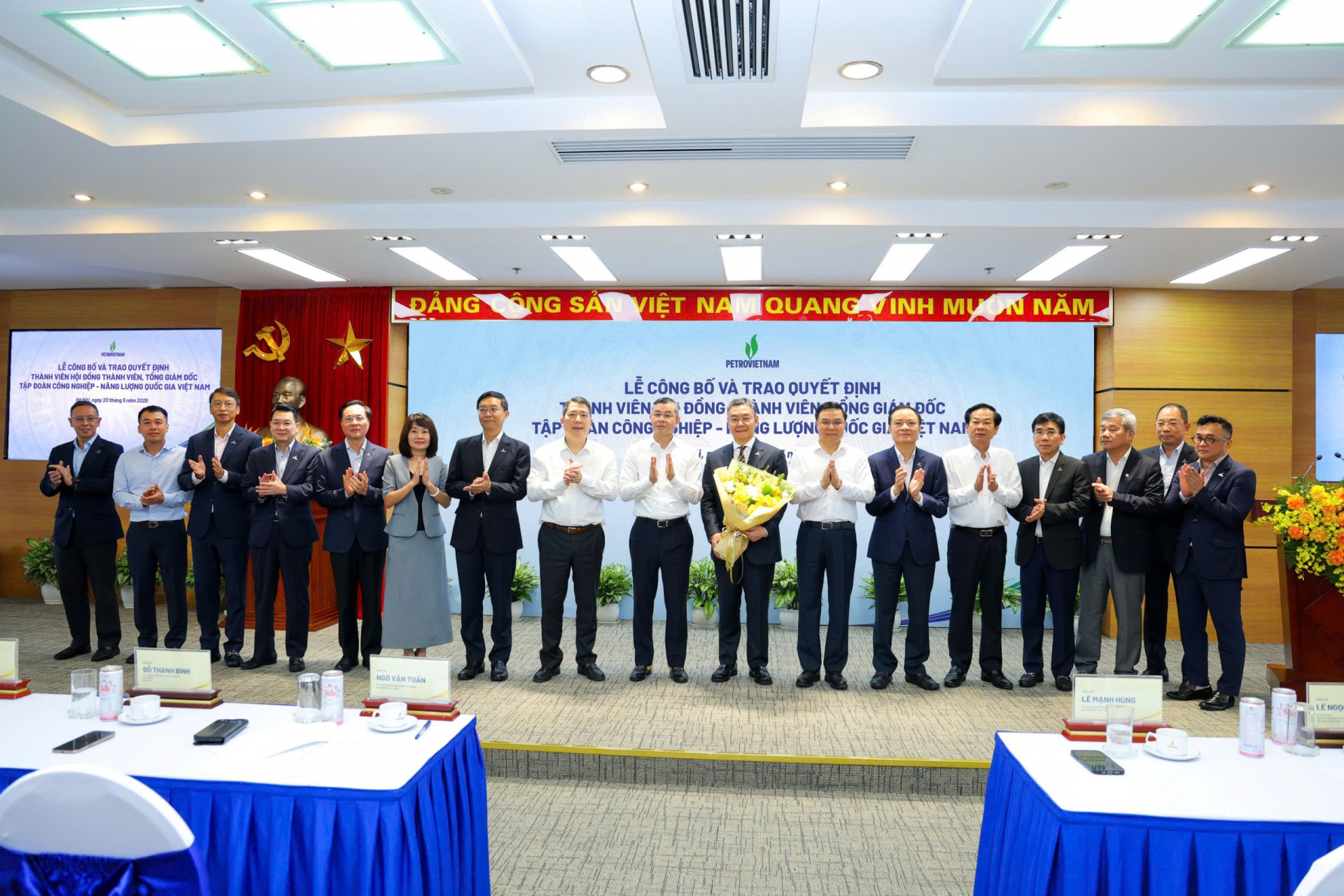 Công bố và trao quyết định Tổng Giám đốc Petrovietnam