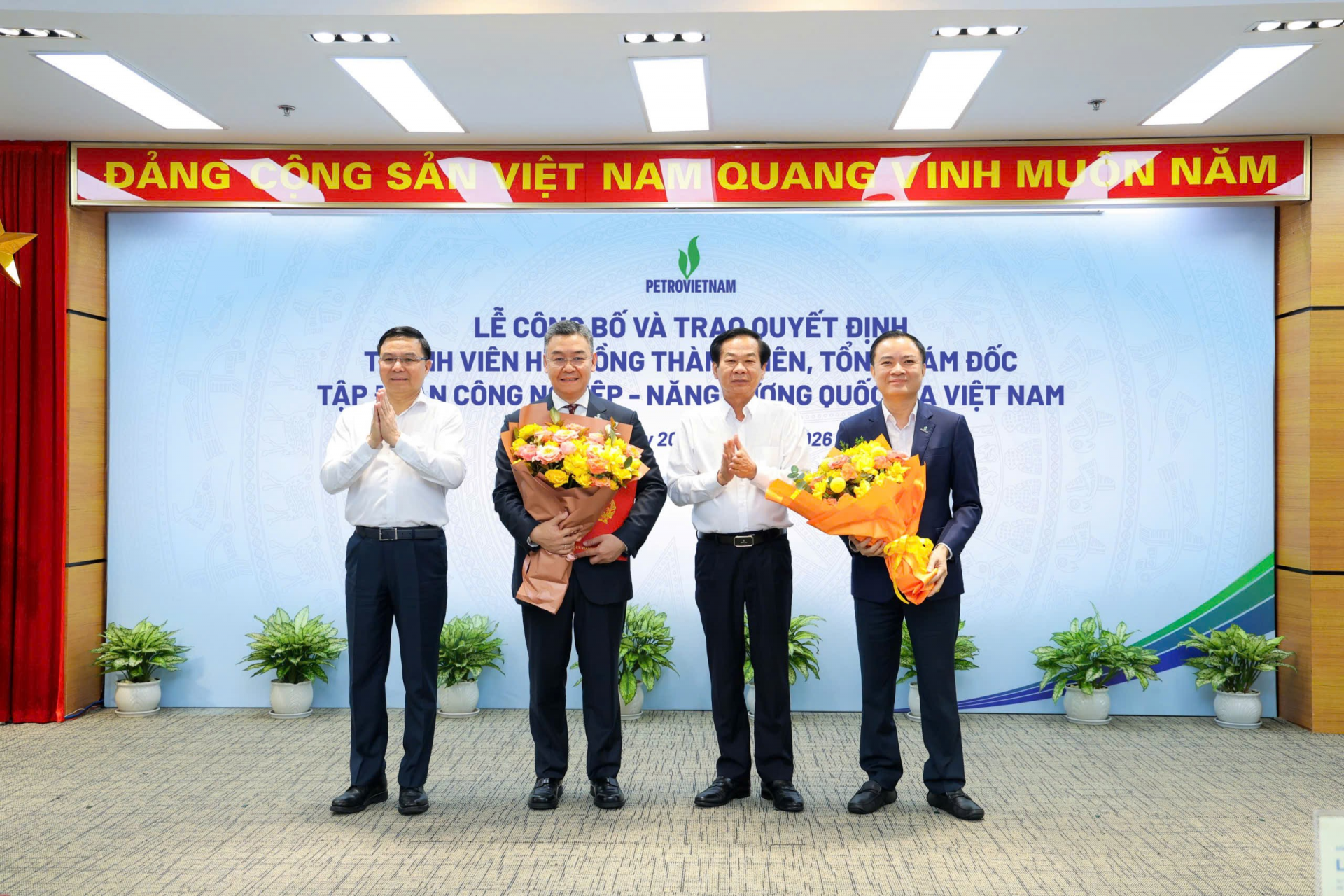 Công bố và trao quyết định Tổng Giám đốc Petrovietnam