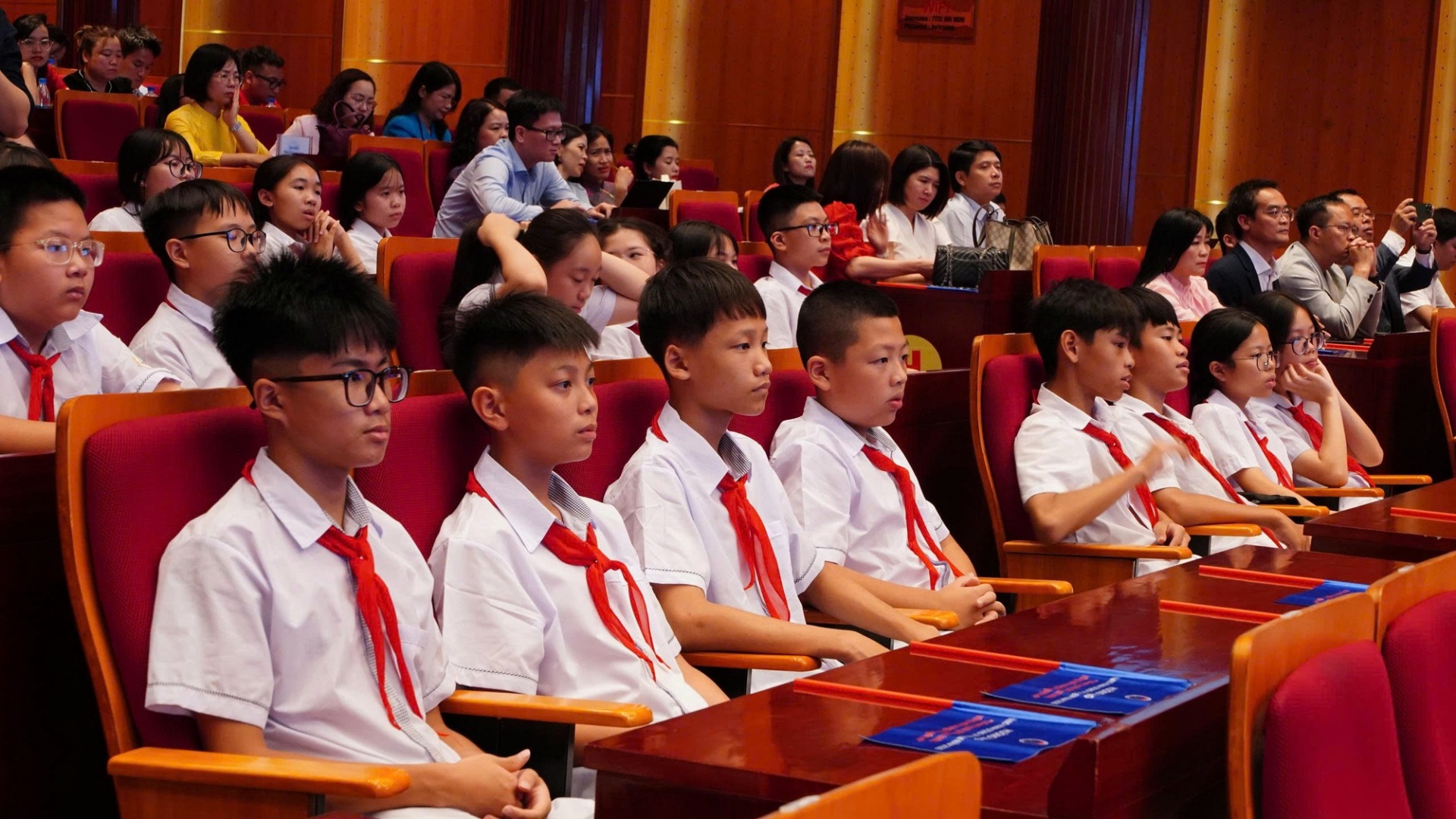   Đầu tư cho trẻ em chính là đầu tư cho sự phát triển nhanh và bền vững của Quốc gia - Ảnh: VGP