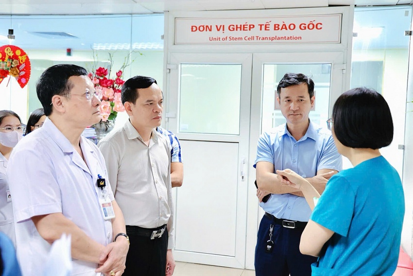 Bệnh viện Đa khoa Vĩnh Phúc học tập kinh nghiệm triển khai kỹ thuật ghép tế bào gốc tại Viện Huyết học – Truyền máu Trung ương