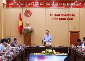 Thứ trưởng Phùng Đức Tiến ‘cầm tay chỉ việc’ dập dịch tả lợn Châu Phi