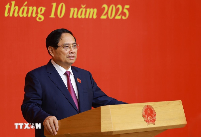 Thủ tướng trao Quyết định bổ nhiệm 2 Phó Thủ tướng và 3 Bộ trưởng