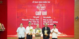 Góp phần thúc đẩy sự phát triển của tiểu thuyết Việt Nam hiện đại