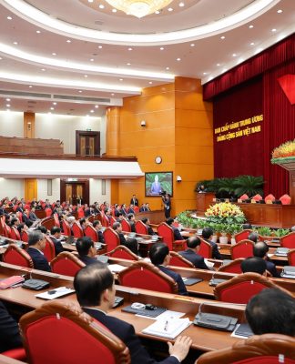 Thống nhất nhân sự giới thiệu tham gia Bộ Chính trị, Ban Bí thư khóa XIV