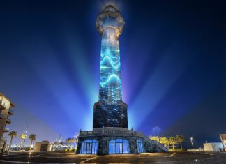 3D Mapping “Long Vân Khánh Hội’ tái hiện vịnh kỳ quan trên Ngọn Hải Đăng sáng nhất Việt Nam