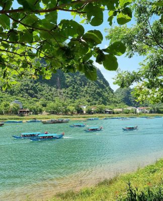 Phong Nha – Kẻ Bảng: “Vương quốc hang động” – “Kinh đô du lịch mạo hiểm”